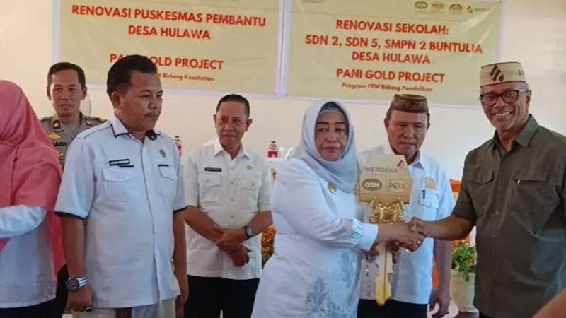 Penyerahan Sekolah dan Pustu dari Pani Gold Project