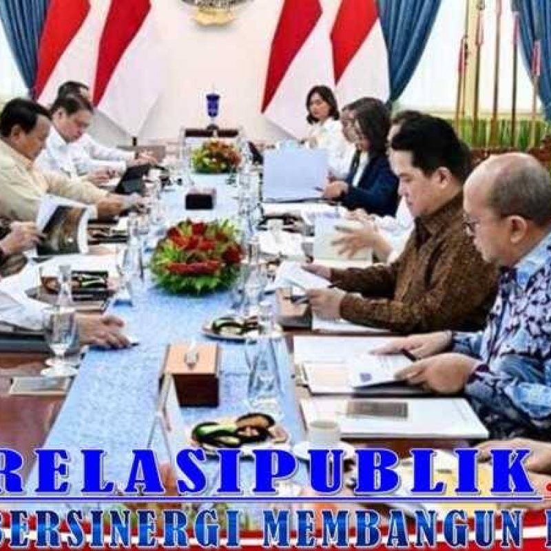 Presiden Prabowo Subianto menggelar rapat terbatas (5) Presiden Prabowo Subianto menggelar rapat terbatas dengan sejumlah jajaran Menteri Kabinet Merah Putih di Istana Merdeka, Jakarta, pada Senin, 17 Februari 2025. Foto: BPMI Setpres/