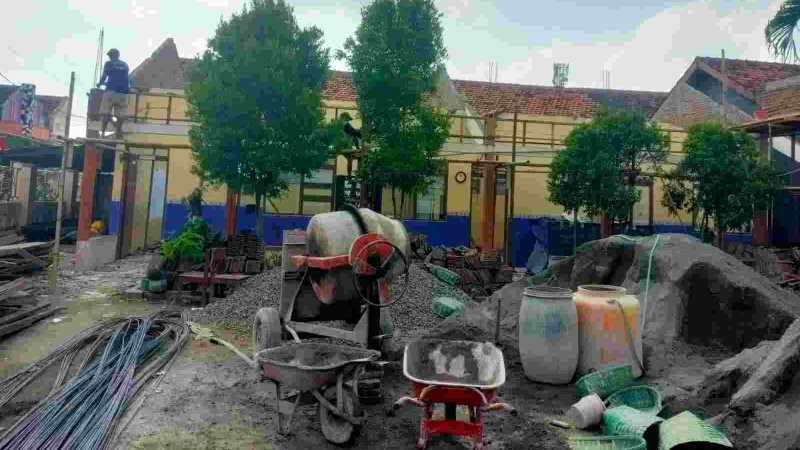 Proyek pembangunan di SD Negeri 5 Termulus, Kecamatan Mejobo, Kabupaten Kudus